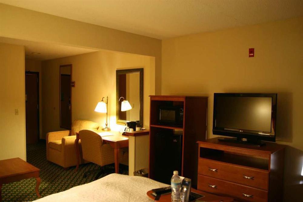 Hampton Inn Minneapolis-Бърнсвил Стая снимка