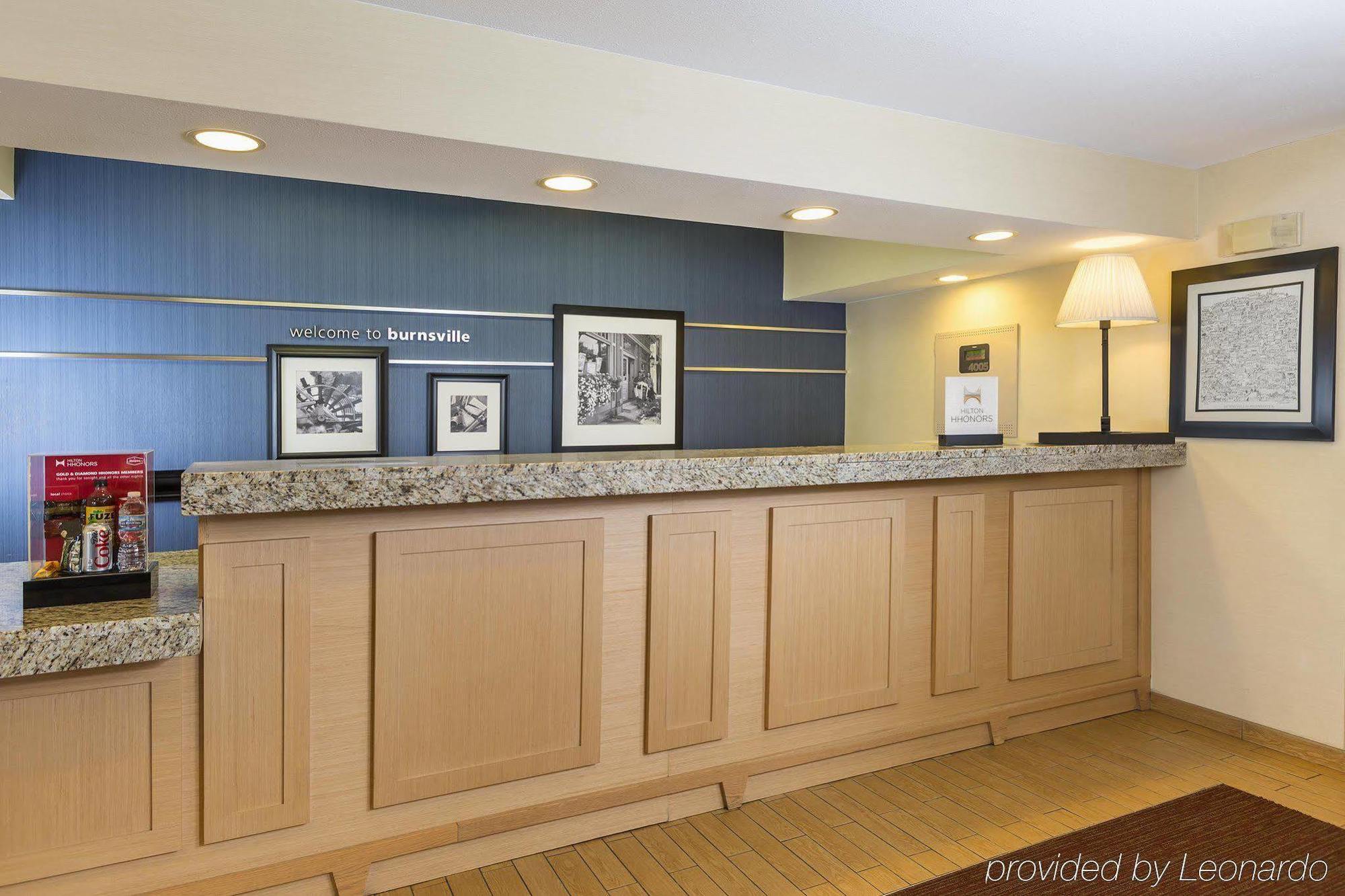 Hampton Inn Minneapolis-Бърнсвил Екстериор снимка